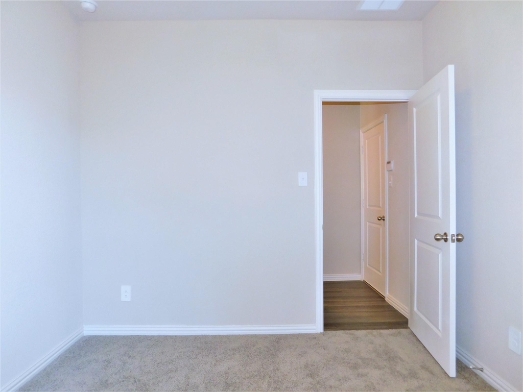 3325 Solana Circle - Photo 11