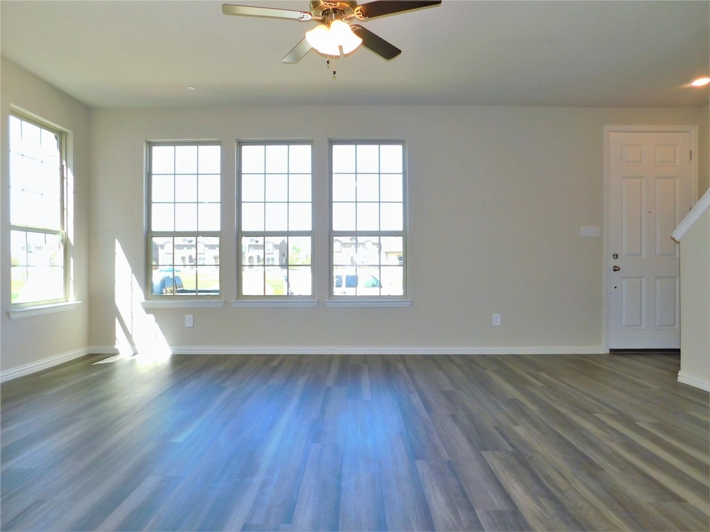 3325 Solana Circle - Photo 2