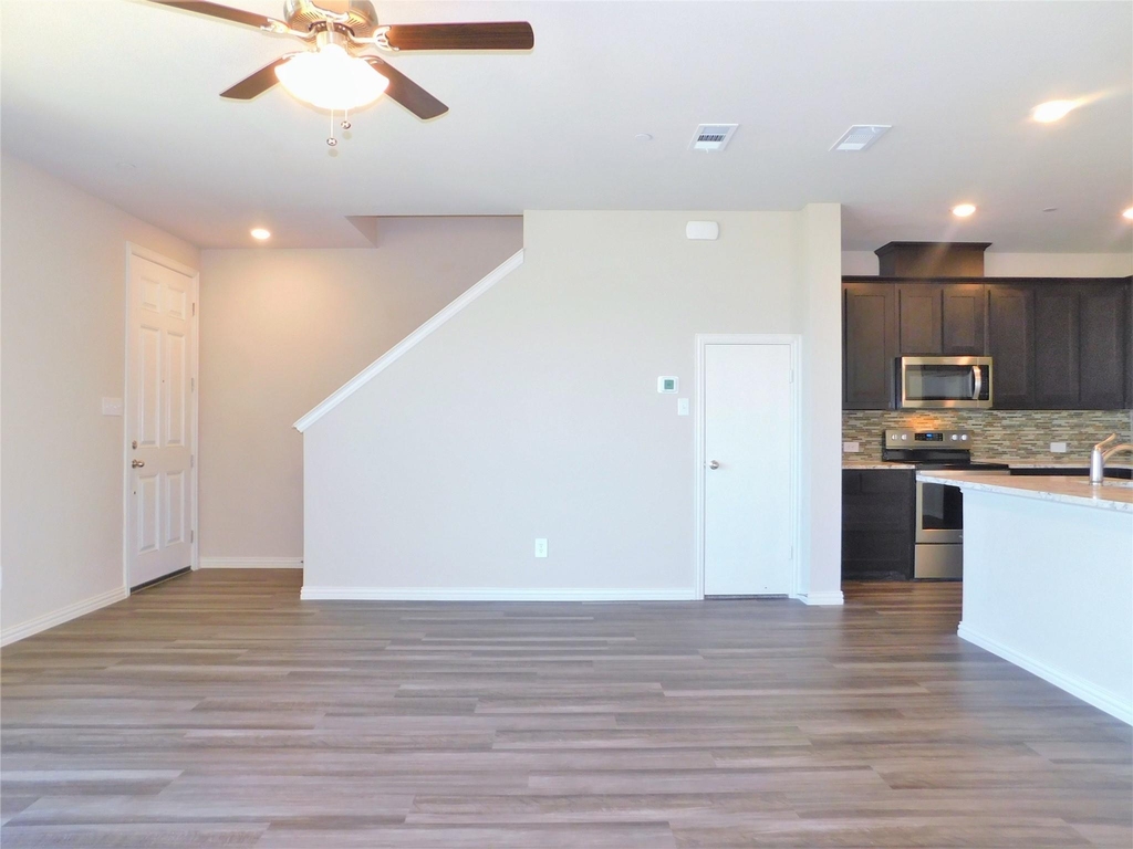 3325 Solana Circle - Photo 3