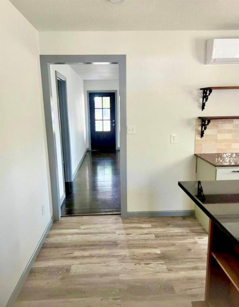 1720 Grand Avenue - Photo 5