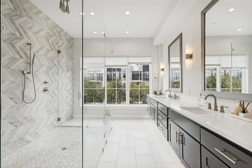 3200 Ross Avenue - Photo 18