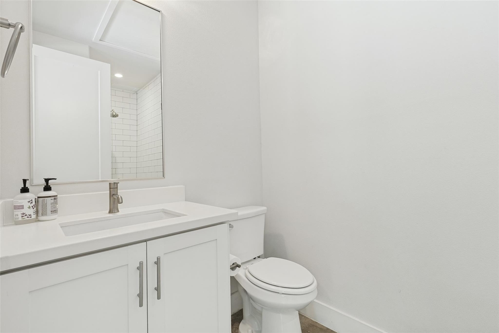 3200 Ross Avenue - Photo 4