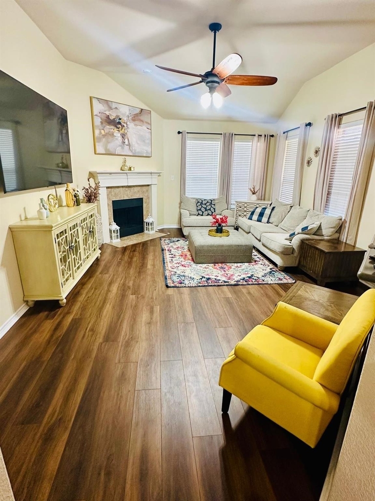 717 Beau Drive - Photo 6