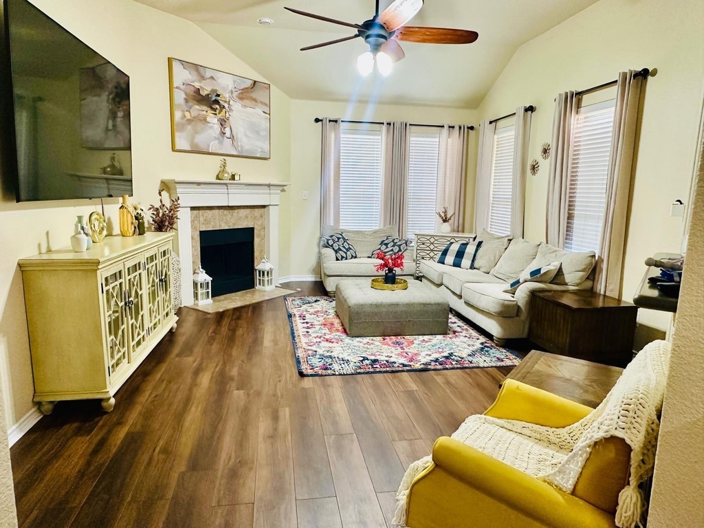 717 Beau Drive - Photo 5