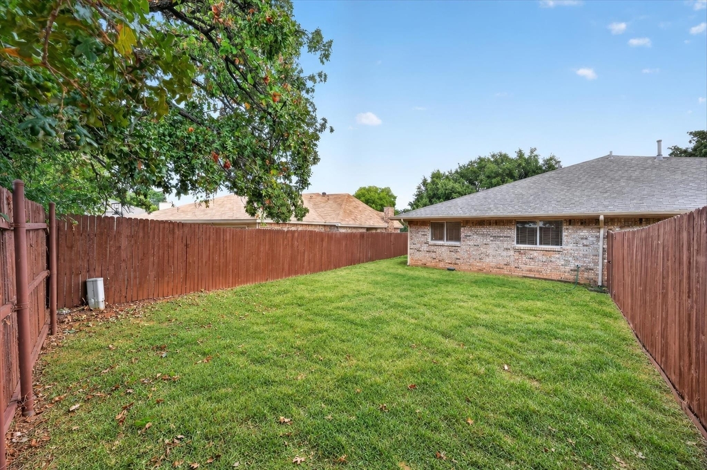 4125-4127 Spring Meadow Lane - Photo 25
