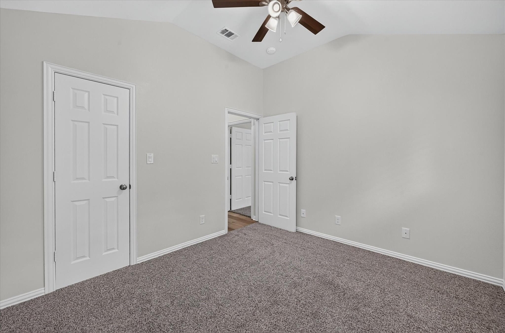 4125-4127 Spring Meadow Lane - Photo 15