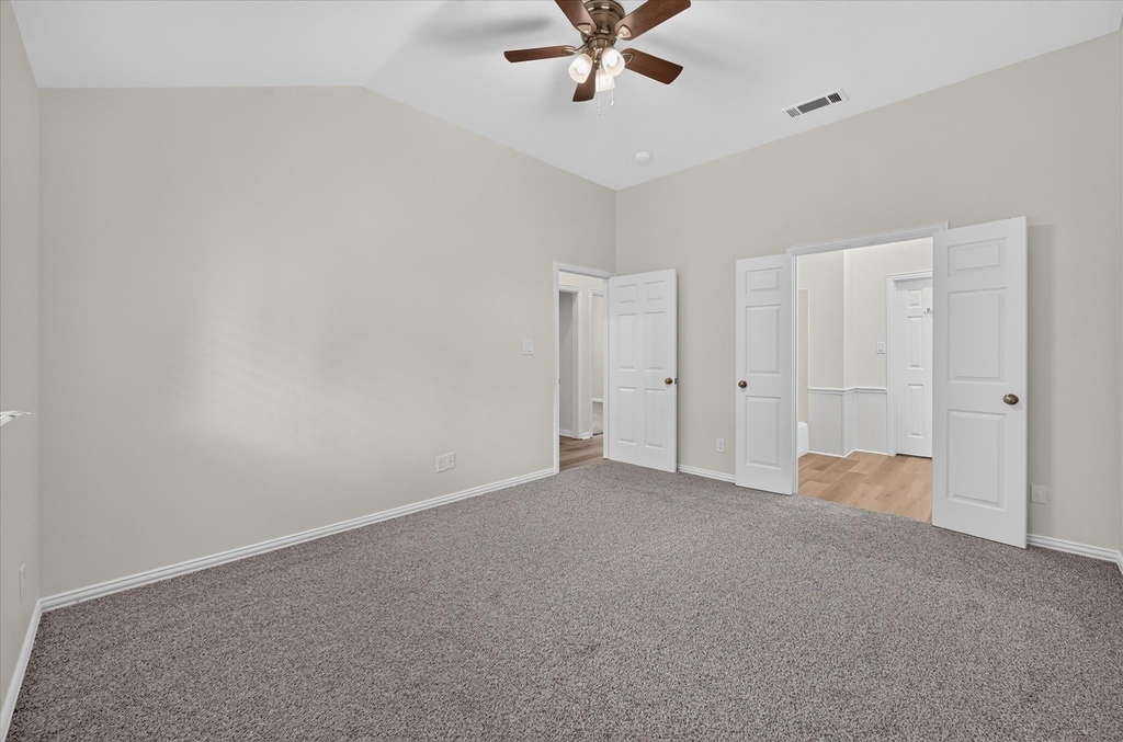 4125-4127 Spring Meadow Lane - Photo 17