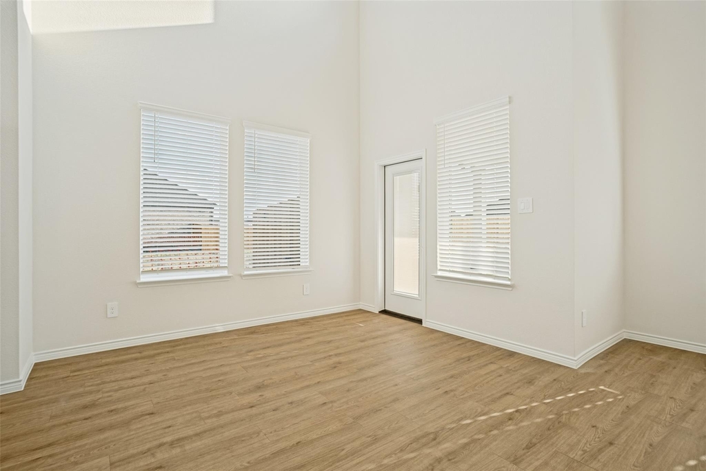 1802 Sabina Drive - Photo 9