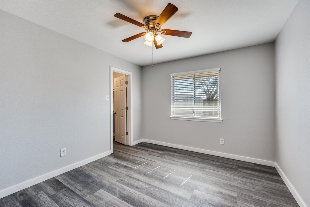 5725 Harvest Hill Road - Photo 7