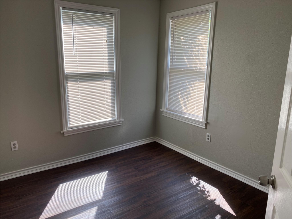4936 Worth Street - Photo 6