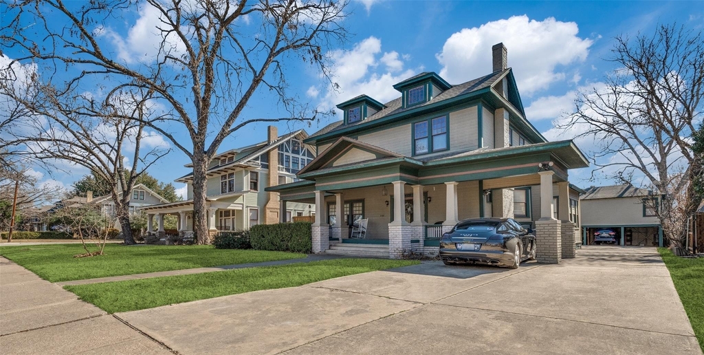 4936 Worth Street - Photo 0