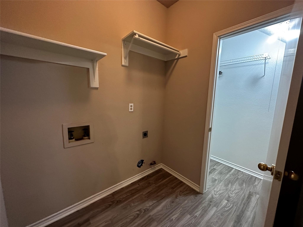4761 Waterway Drive N - Photo 21