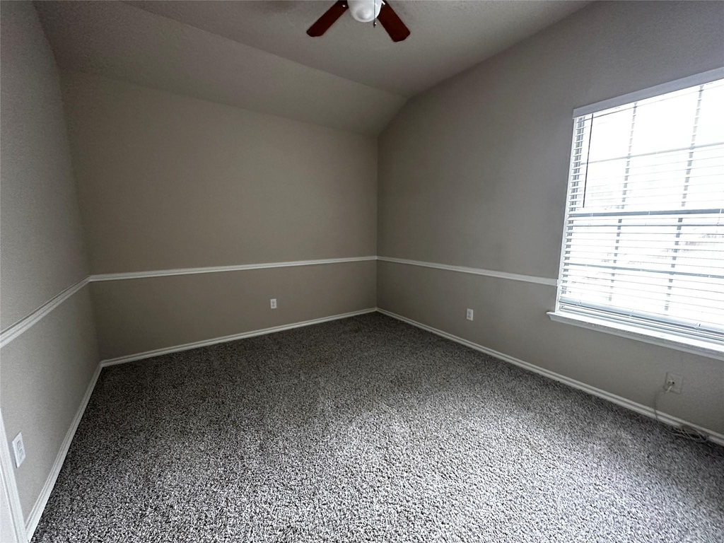 4761 Waterway Drive N - Photo 16