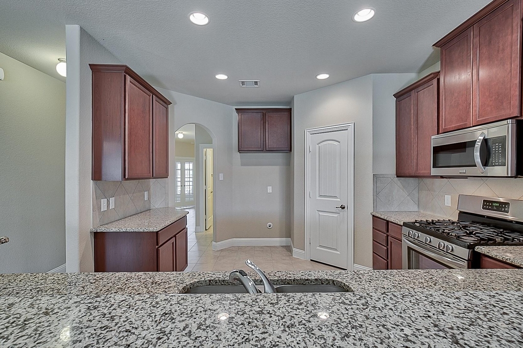 15909 Rockingham Street - Photo 10
