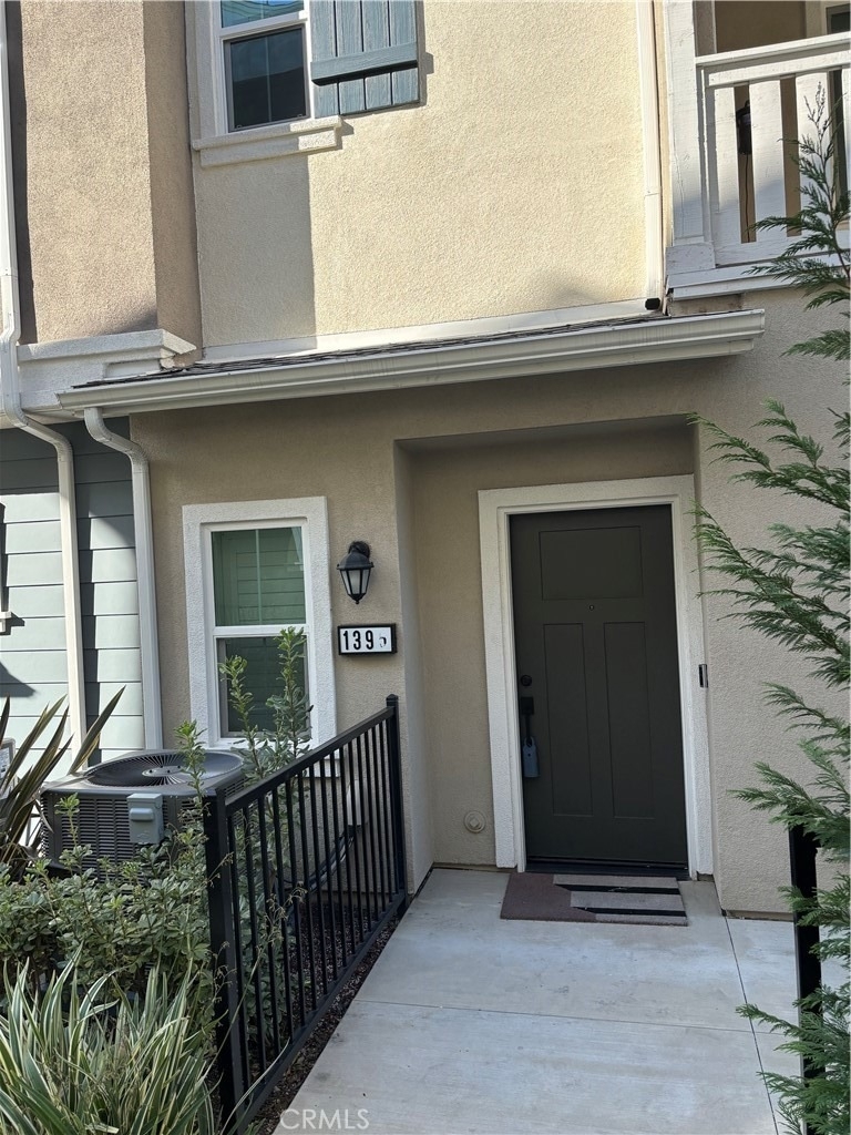 1395 Reliance - Photo 0