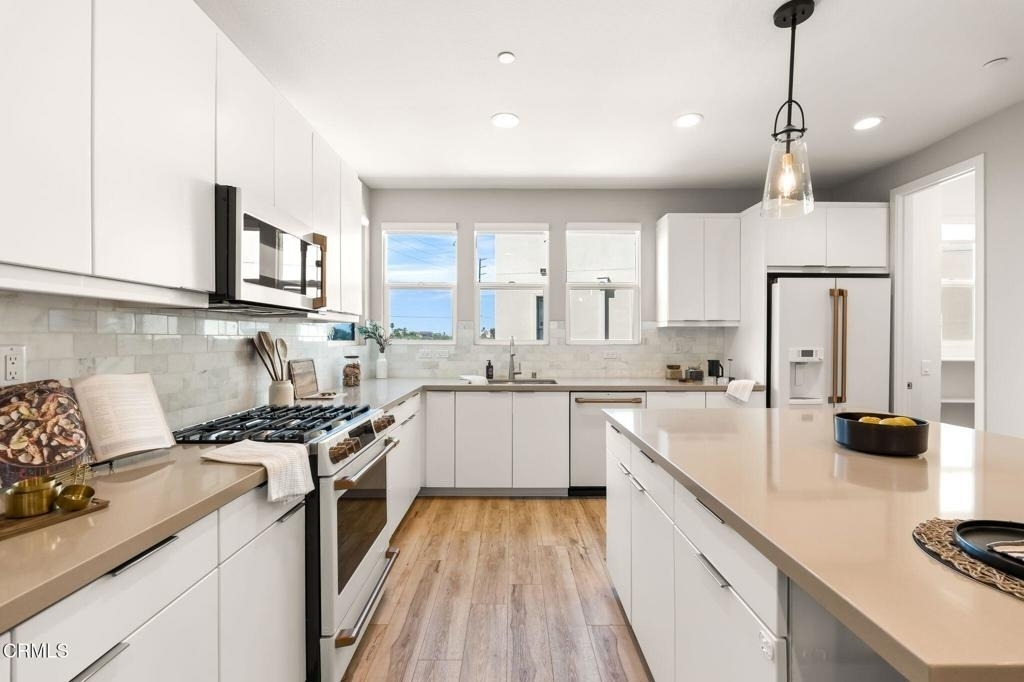 1066 Canal Street - Photo 20