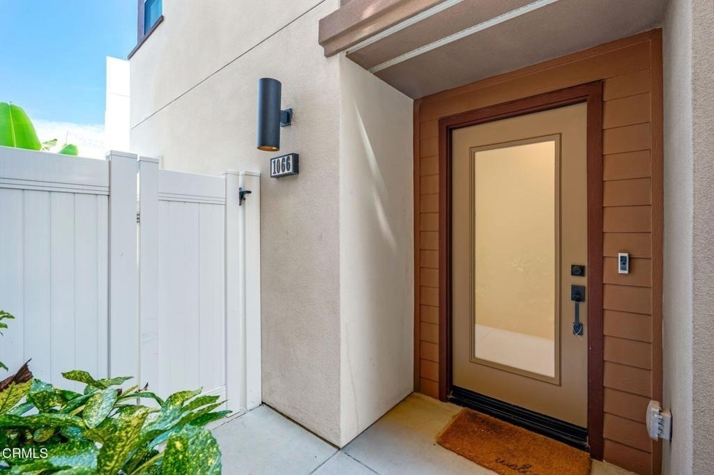 1066 Canal Street - Photo 3