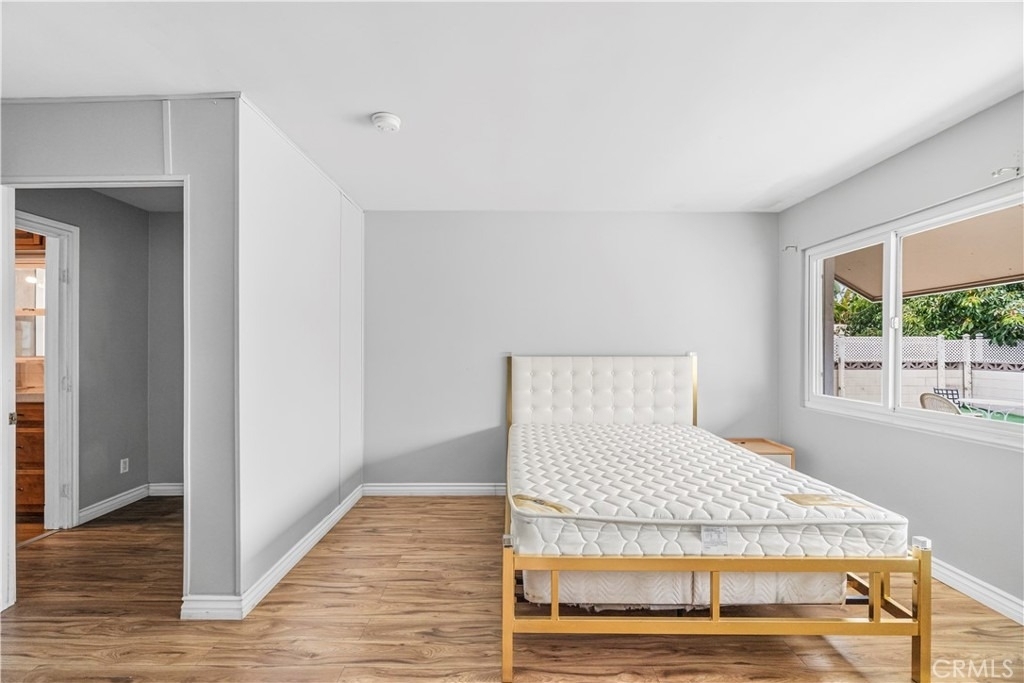 1422 N Sultana - Photo 17