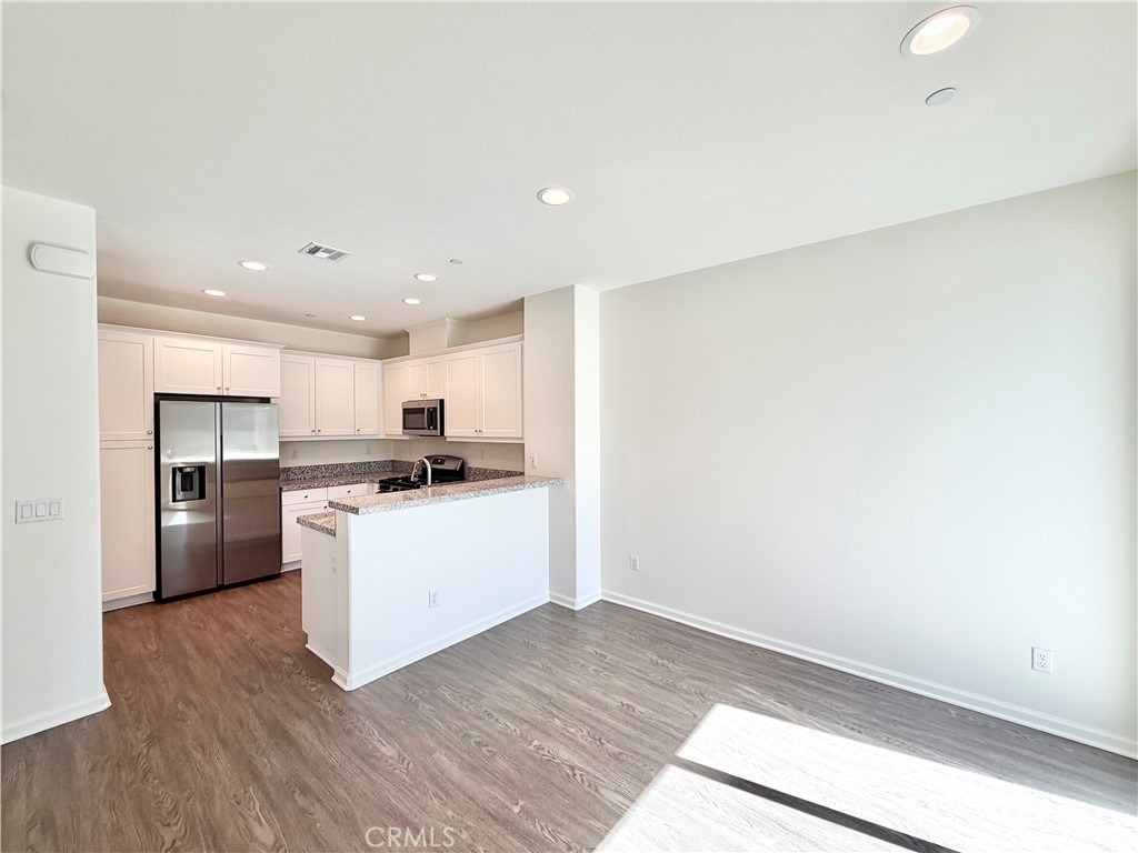 41974 Emelia Street - Photo 6