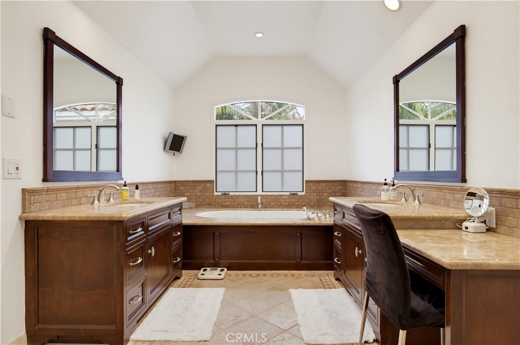 4155 Vicasa - Photo 15