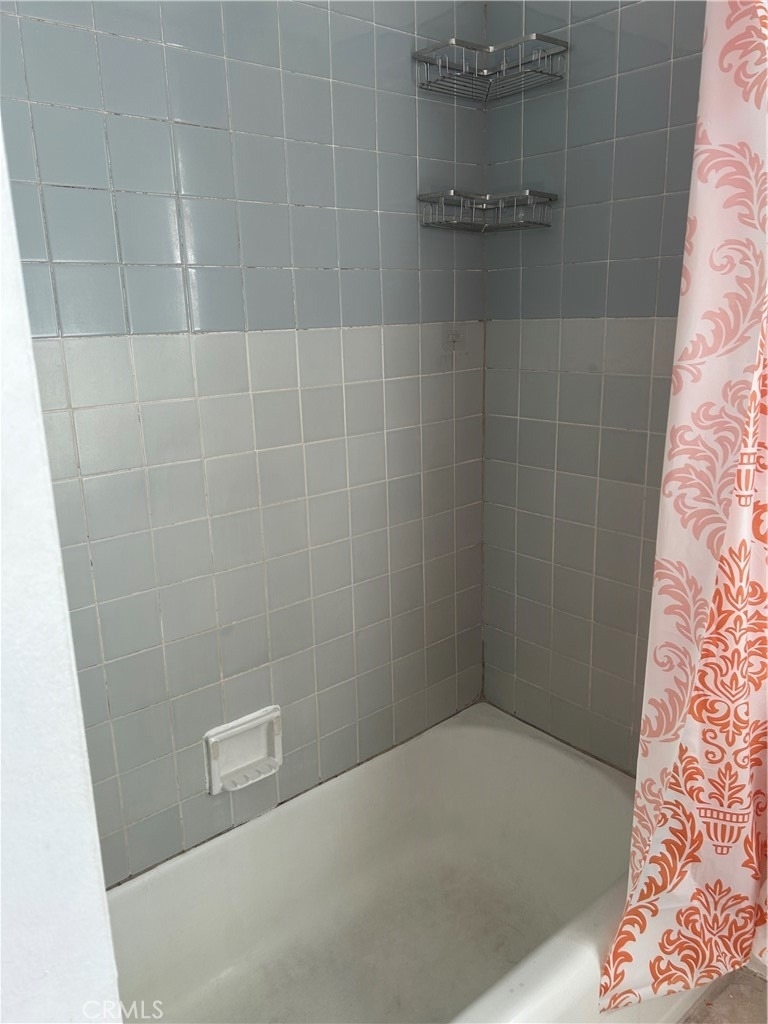 871 N Hoover - Photo 7