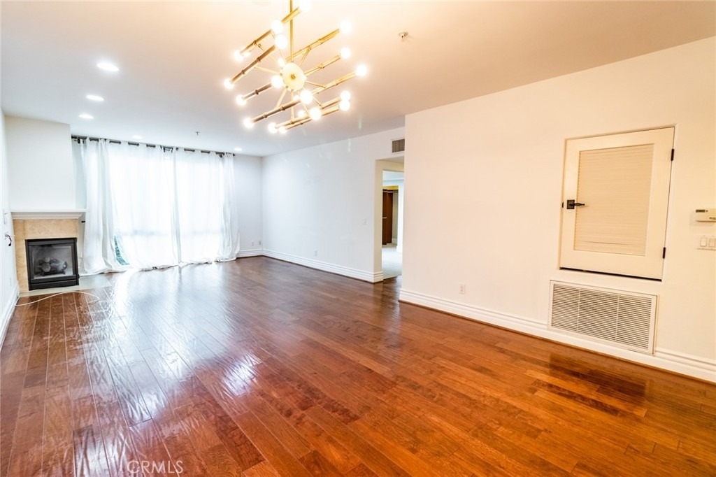 10862 Bloomfield - Photo 8