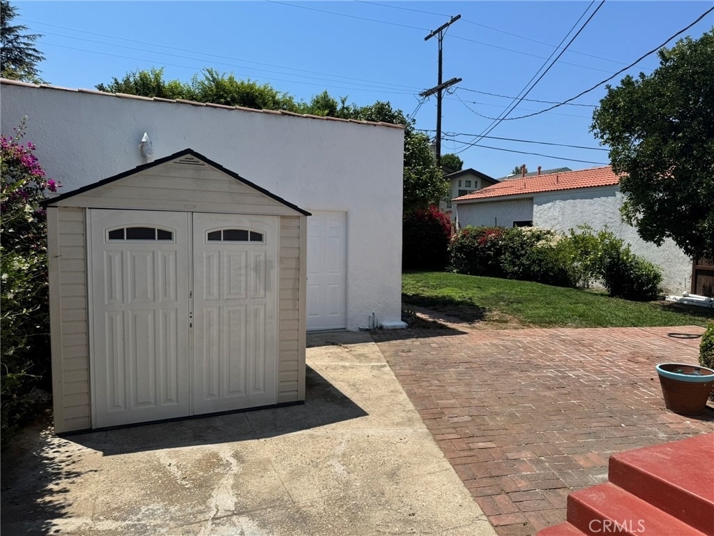 4313 Shadyglade Avenue - Photo 19