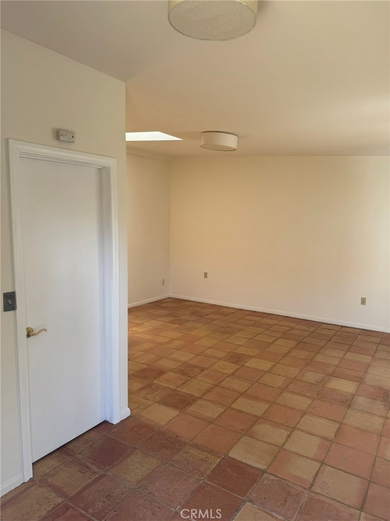 4313 Shadyglade Avenue - Photo 14