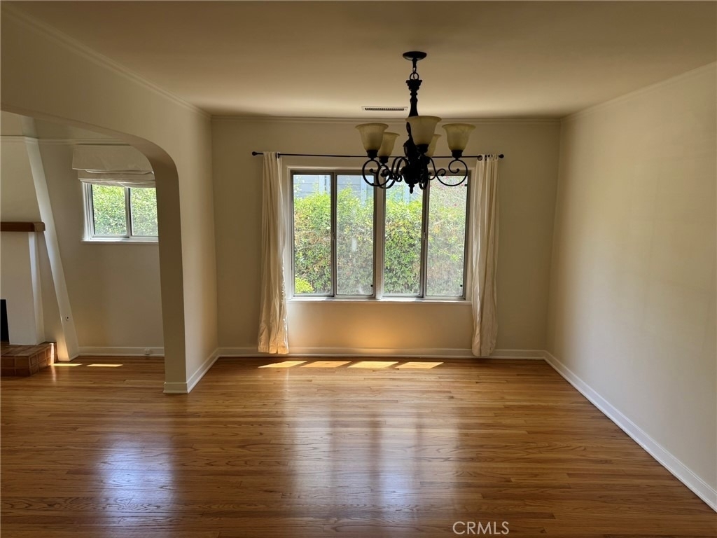 4313 Shadyglade Avenue - Photo 4