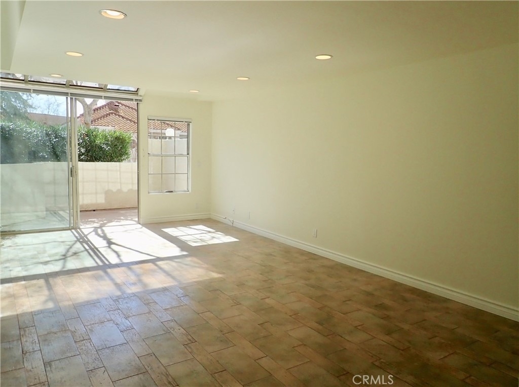 4240 Lost Hills - Photo 5