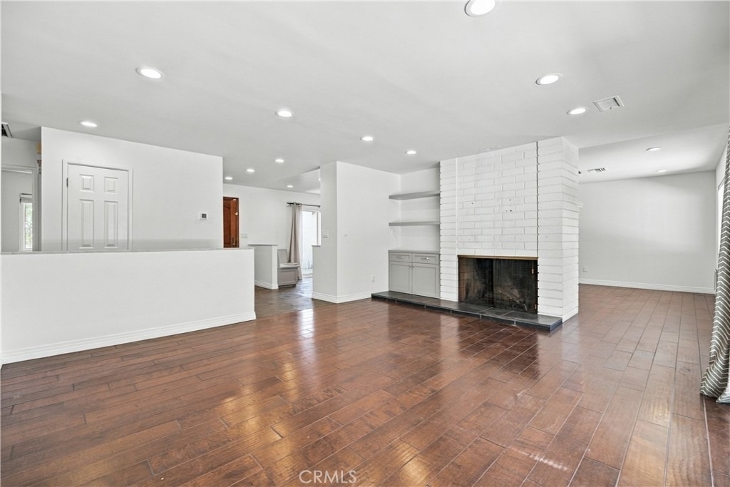 9713 Geyser Avenue - Photo 6