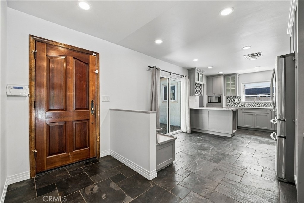 9713 Geyser Avenue - Photo 9