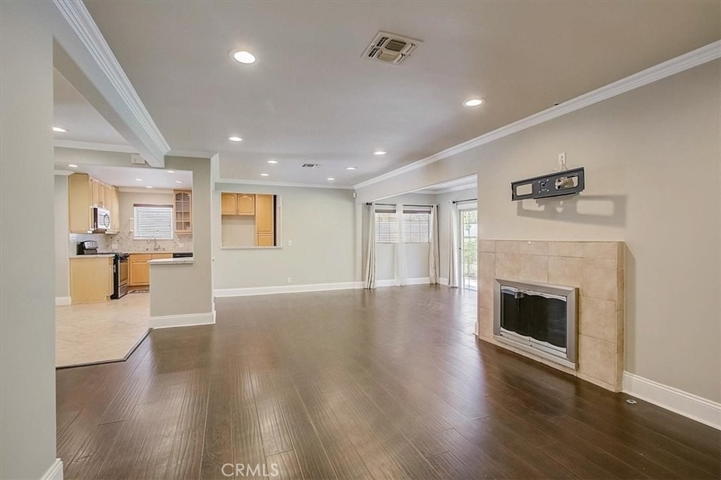 6515 Baird Avenue - Photo 8