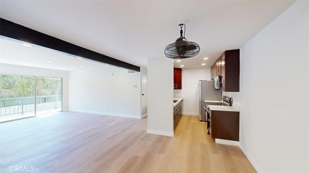 5460 White Oak Avenue - Photo 0