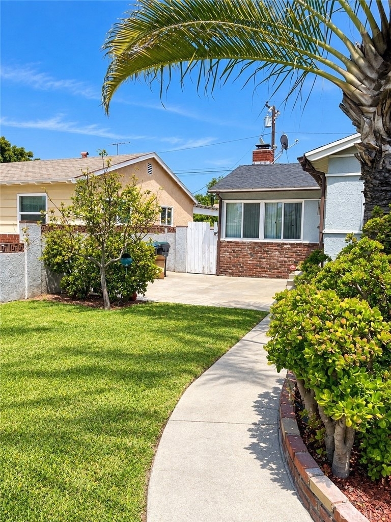 15516 Dartmoor Avenue - Photo 6