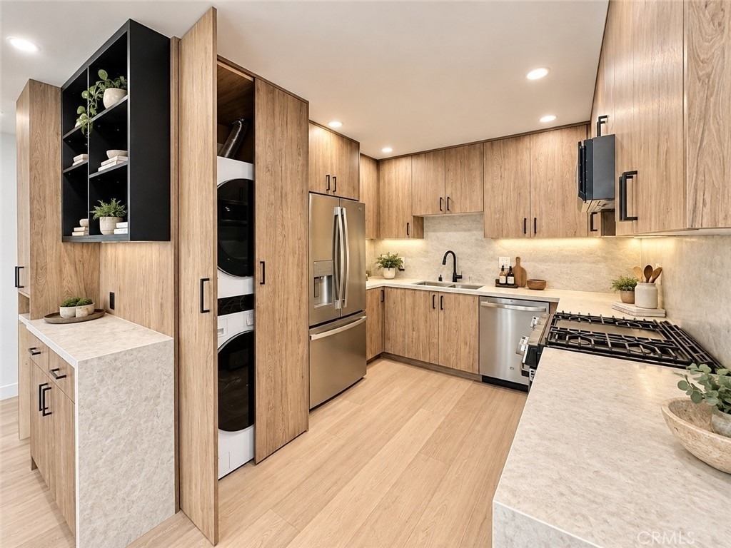 1540 S Beverly Drive - Photo 5