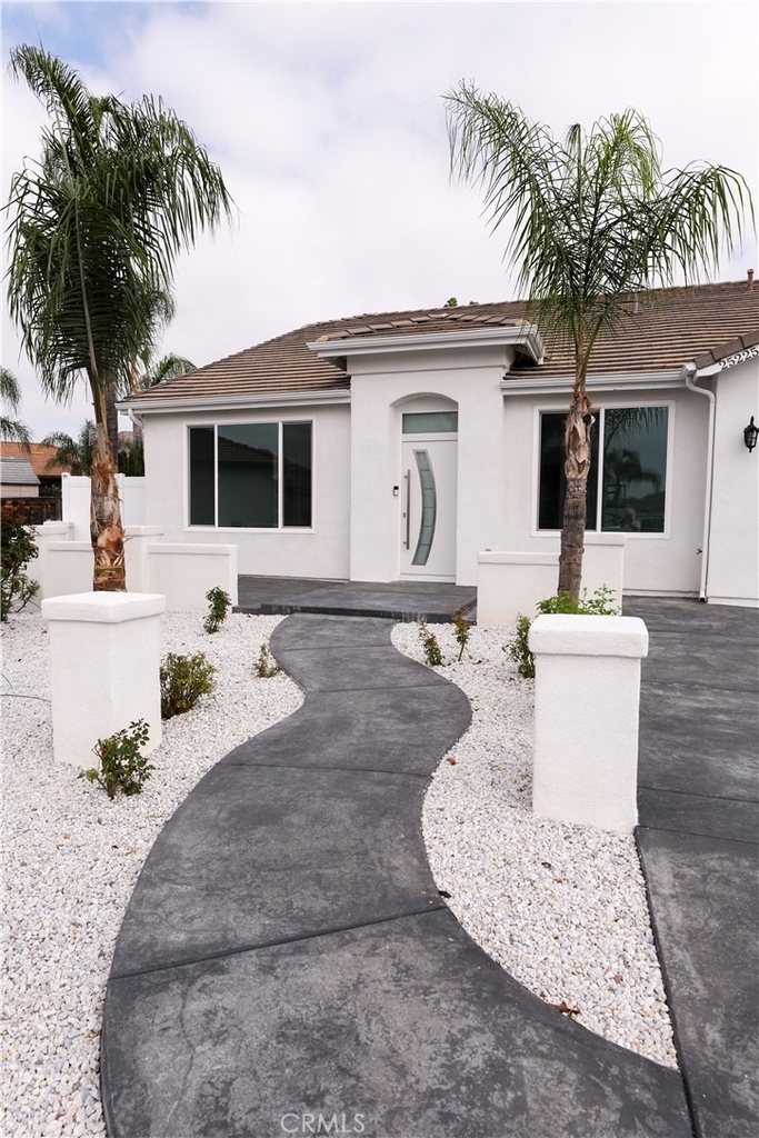 25225 Stepping Stone Circle - Photo 1