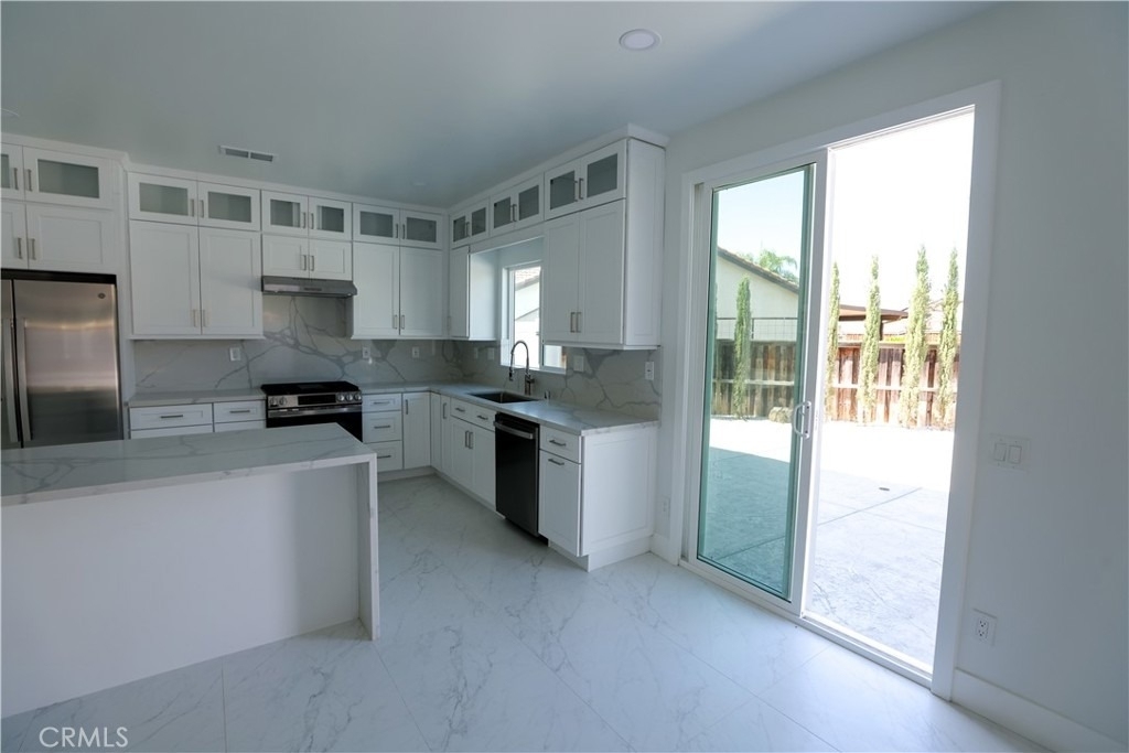 25225 Stepping Stone Circle - Photo 31