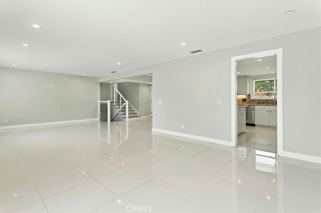 29438 Whitley Collins Dr. - Photo 6