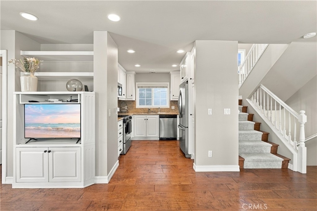 3310 3rd Avenue - Photo 9