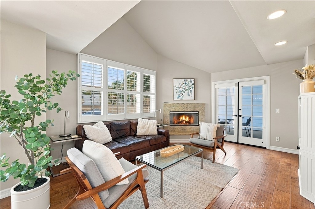 3310 3rd Avenue - Photo 4