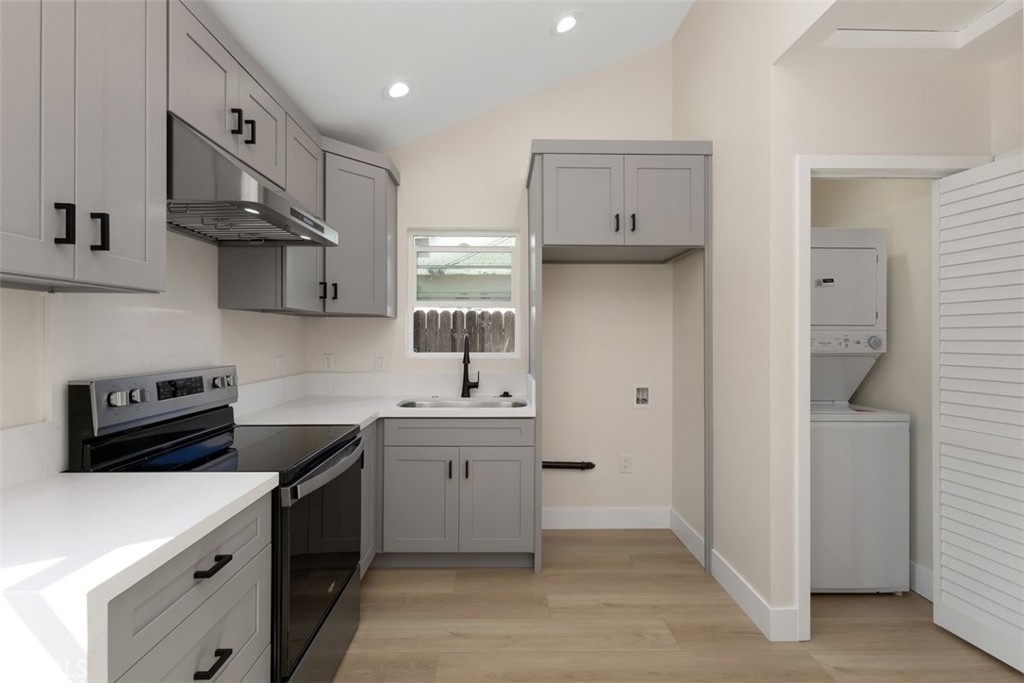 325 N Lee - Photo 8