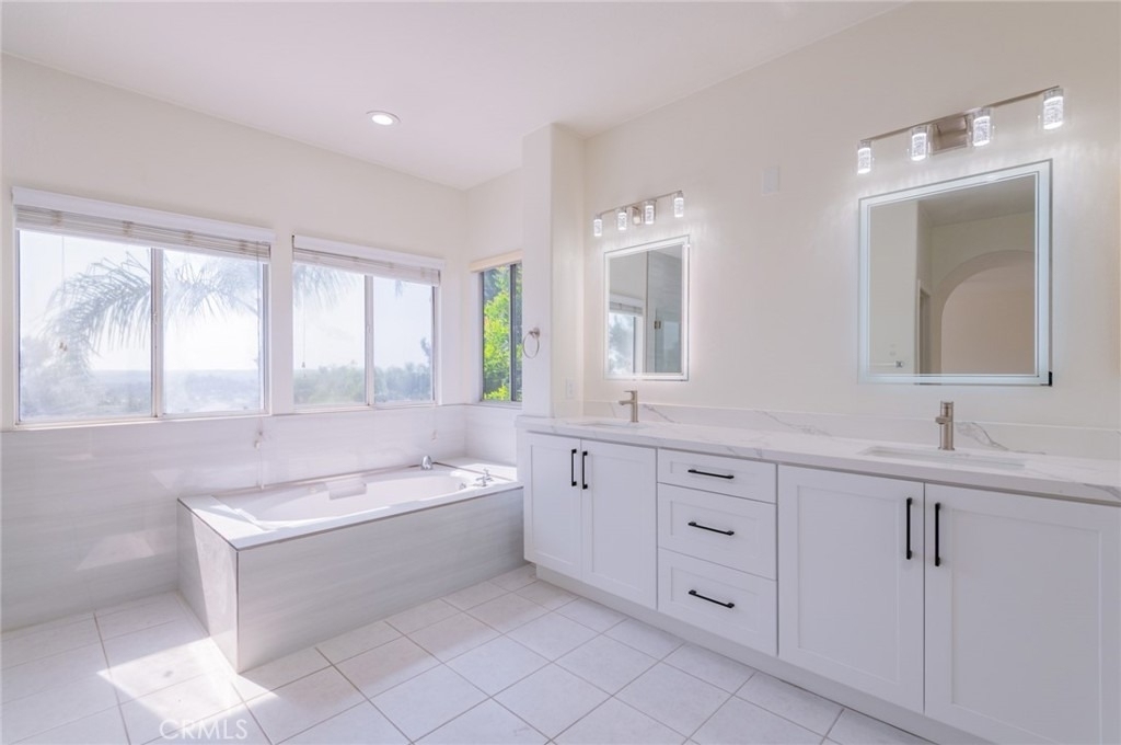 22661 White Oaks - Photo 43