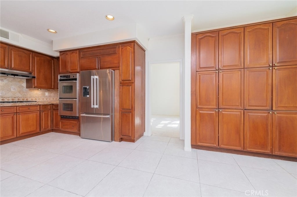 22661 White Oaks - Photo 18