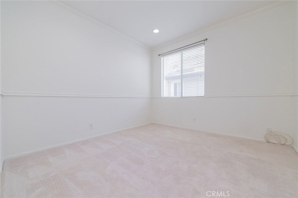 22661 White Oaks - Photo 35