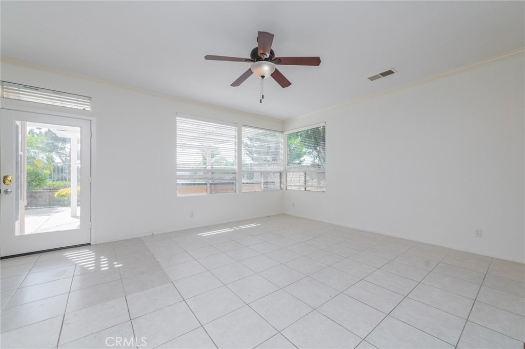 22661 White Oaks - Photo 9