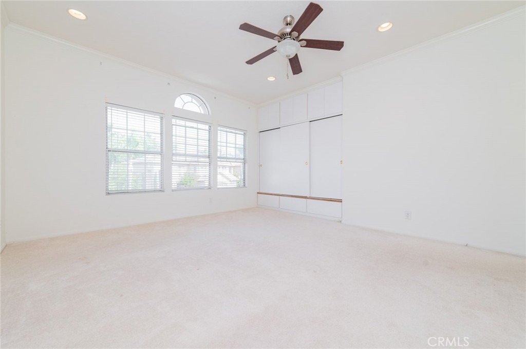 22661 White Oaks - Photo 39