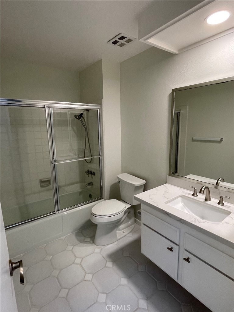 8 Land Fall Court - Photo 11
