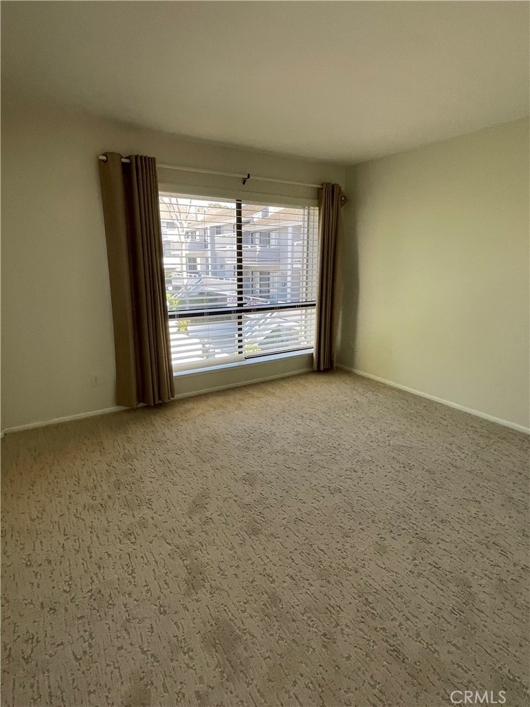 8 Land Fall Court - Photo 10