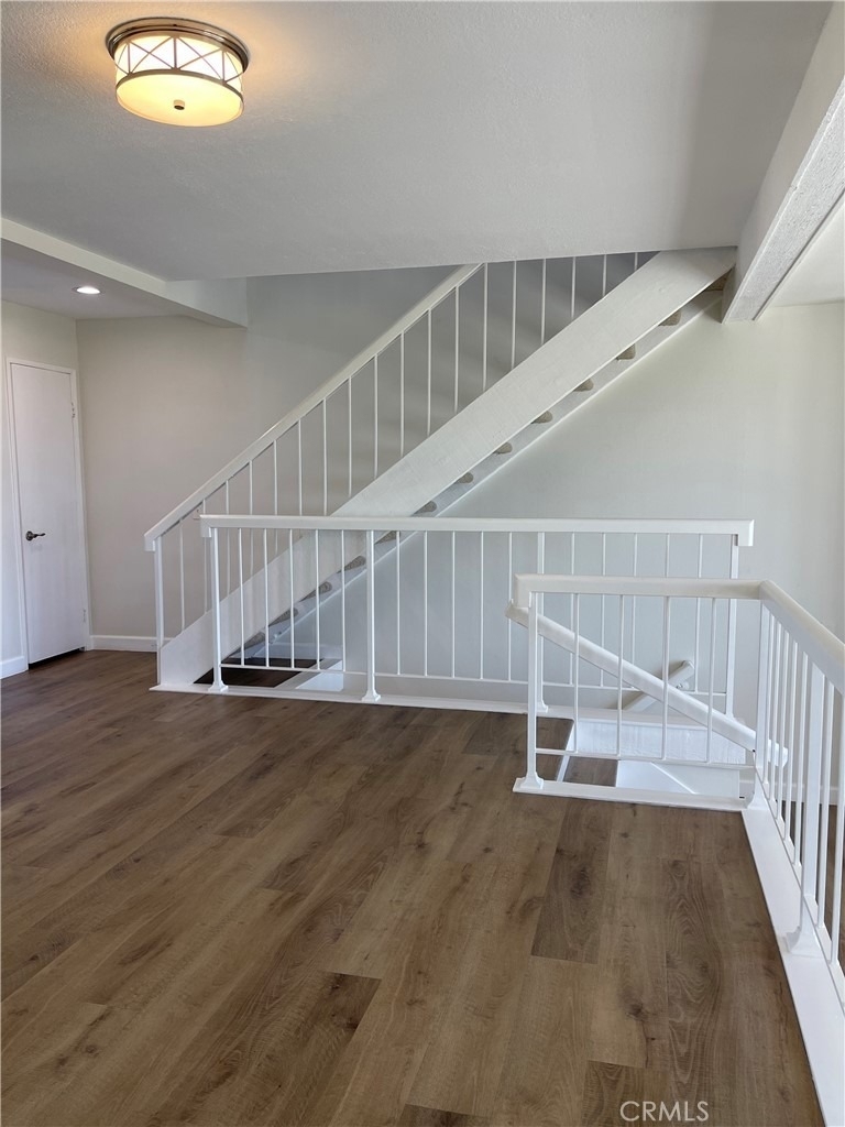 8 Land Fall Court - Photo 1